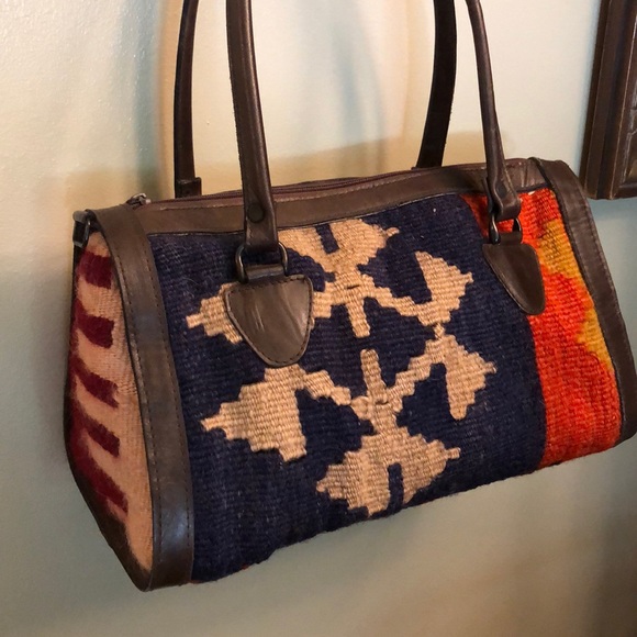 Express Handbags - Express Brand “Blanket” purse